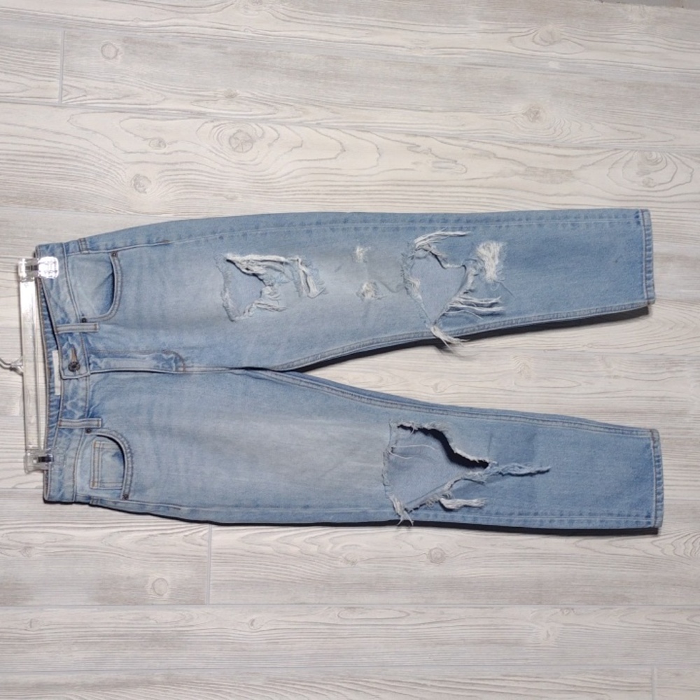 Destroyed High Rise Cropped Jeans